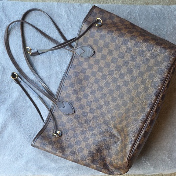 Neverfull Louis Vuitton Brown Damier MM Tote with Dust Bag! - Picture 10 of 14